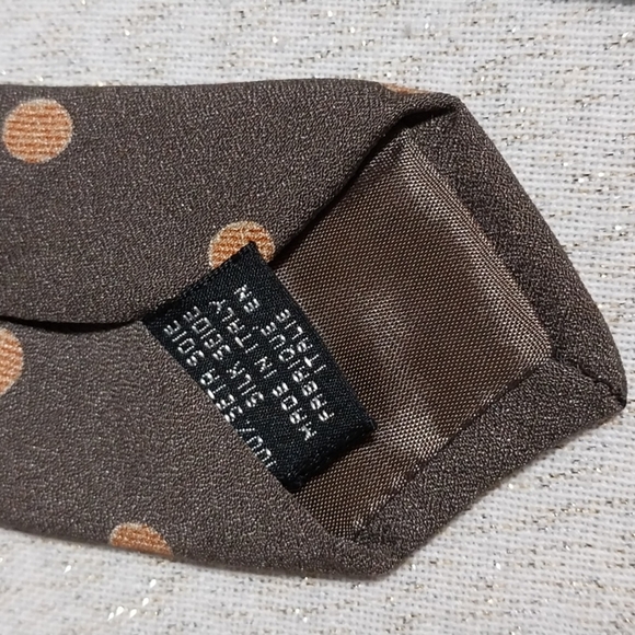 Giorgio Armani Cravatte Neck Tie - Picture 4 of 4